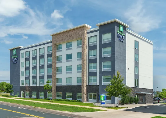 Holiday Inn Express & Suites Mall Of America - Msp Airport By Ihg Bloomington